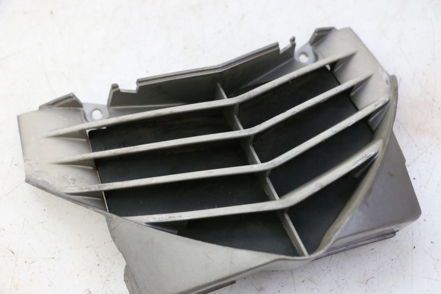 photo de JONCTION CARENAGE AVANT PEUGEOT ELYSTAR 50 (2002 - 2014) - Détail de la pièce