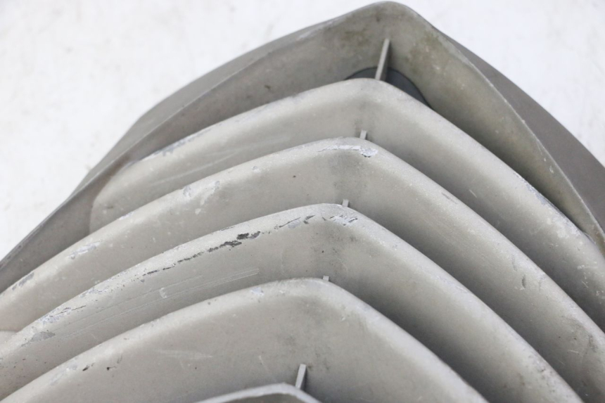 photo de JONCTION CARENAGE AVANT PEUGEOT ELYSTAR 50 (2002 - 2014) - Zoom état d’usage