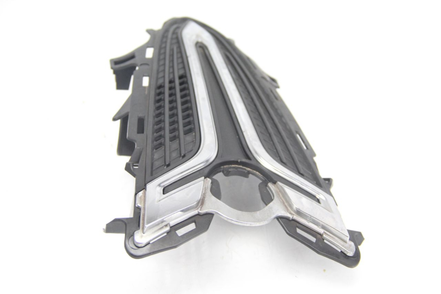 photo de JONCTION CARENAGE AVANT MBK FLIPPER 115 (2013 - 2017) - Gros plan technique