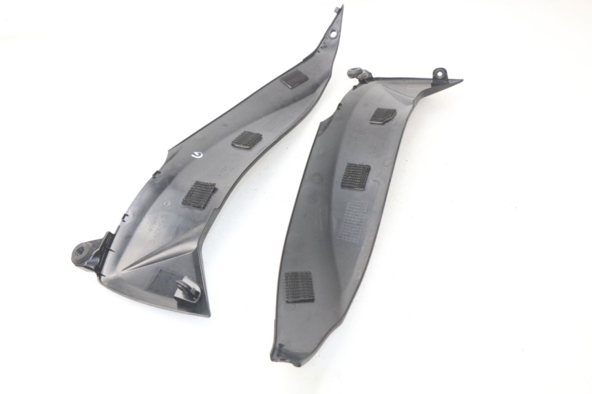 photo de JONCTION CARENAGE AVANT SUZUKI GSX-R GSXR K16 1000 (2012 - 2016) - Zoom état d’usage