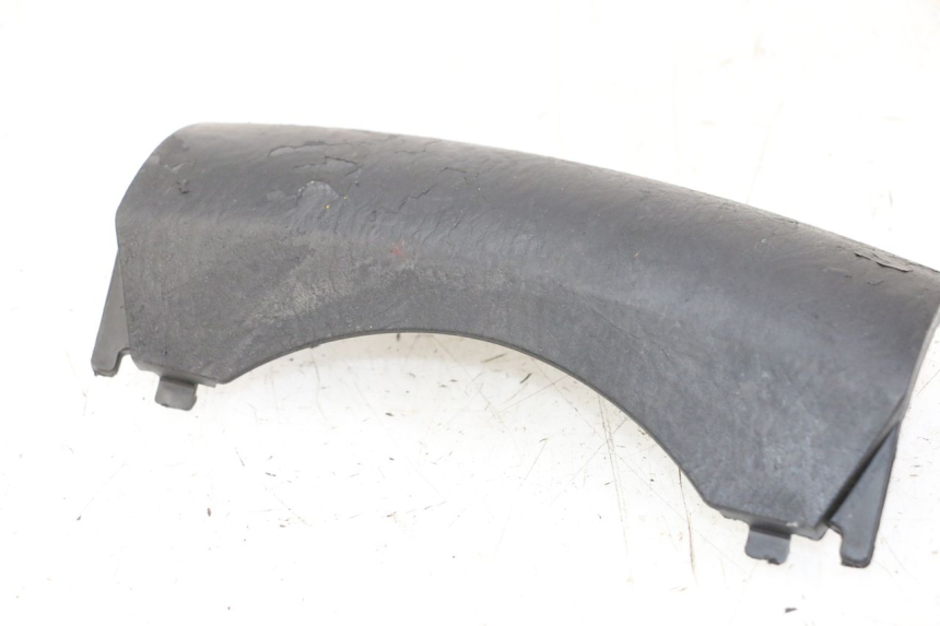 photo de JONCTION CARENAGE AVANT HONDA FES S-WING SWING 125 (2007 - 2015) - Détail de la pièce