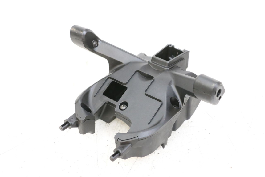 photo de JONCTION CARENAGE AVANT HUSQVARNA SVARTPILEN 401 (2018 - 2023) - Zoom état d’usage