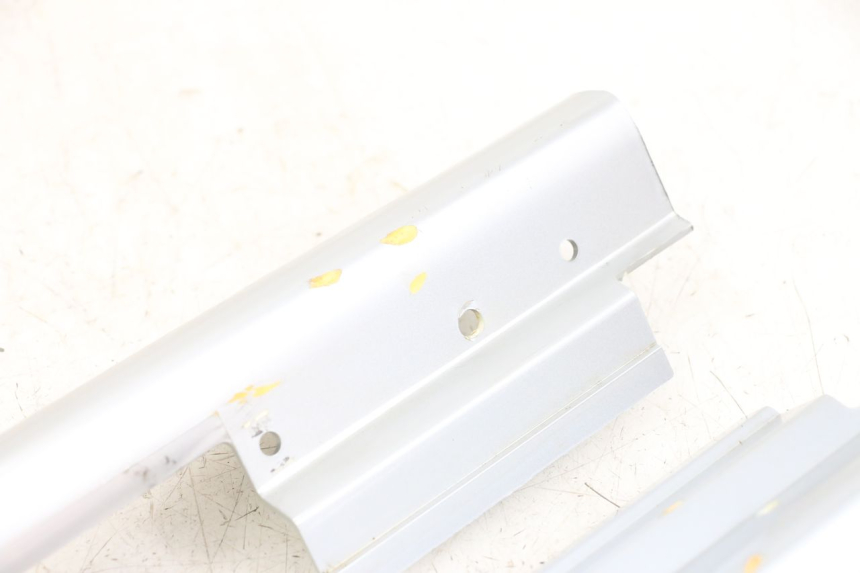 photo de JONCTION CARENAGE AVANT INF PEUGEOT 103 VOGUE VS2 50 (2004 - 2017) - Vue produit