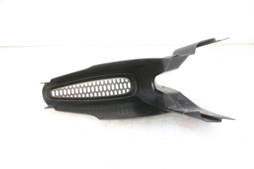 photo de JONCTION CARENAGE AVANT INF QUADRO 4 4D 350 (2015 - 2018) - Zoom état d’usage