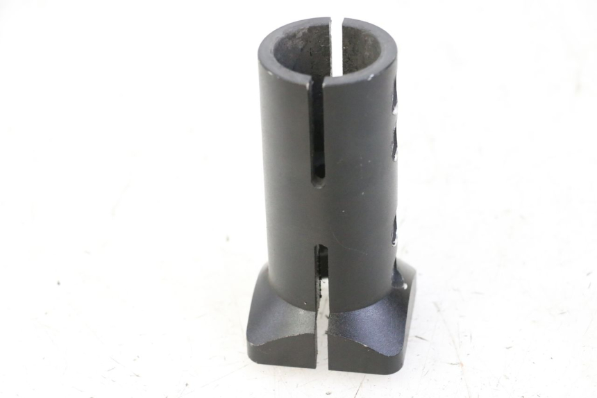 photo de JONCTION CARENAGE AVANT INF DUALTRON AMINIA 1 - Autre angle de vue