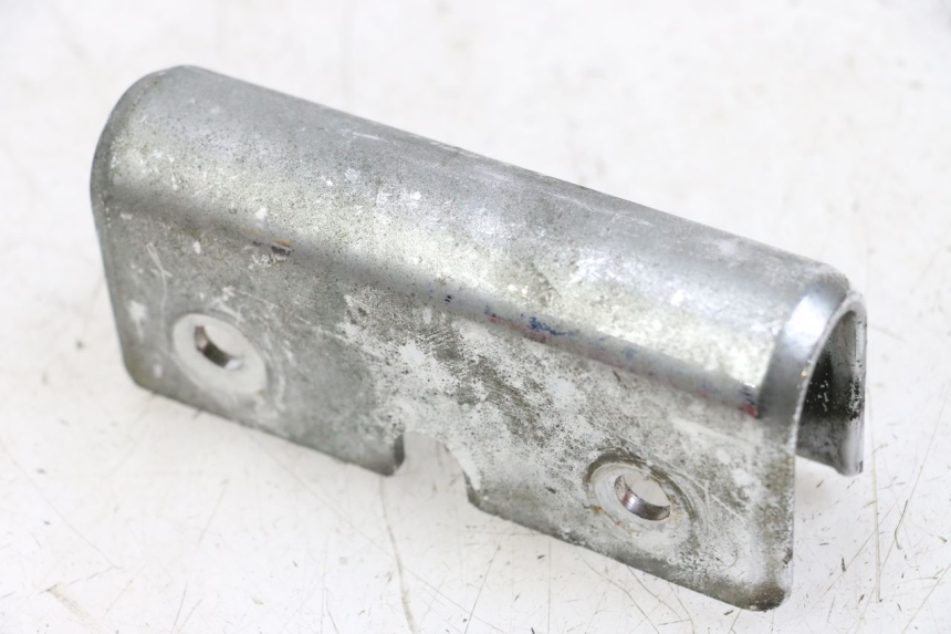 photo de JONCTION CARENAGE AVANT INF HYOSUNG GV AQUILA 125 (2000 - 2009) - Vue principale