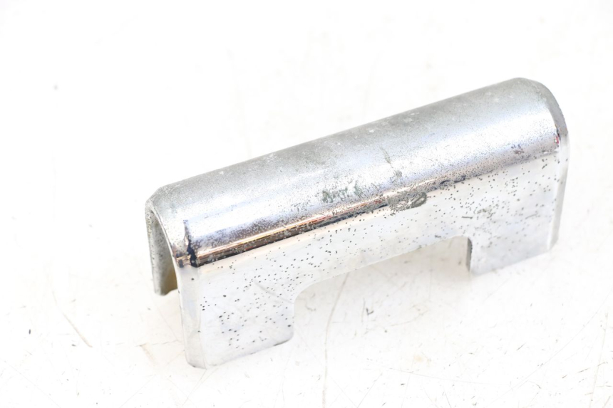 photo de JONCTION CARENAGE AVANT INF HYOSUNG GV AQUILA 125 (2000 - 2009) - Détail de la pièce