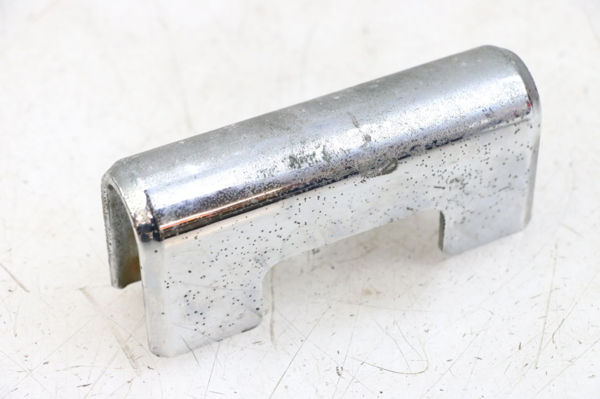 photo de JONCTION CARENAGE AVANT INF HYOSUNG GV AQUILA 125 (2000 - 2009) - Vue d’ensemble