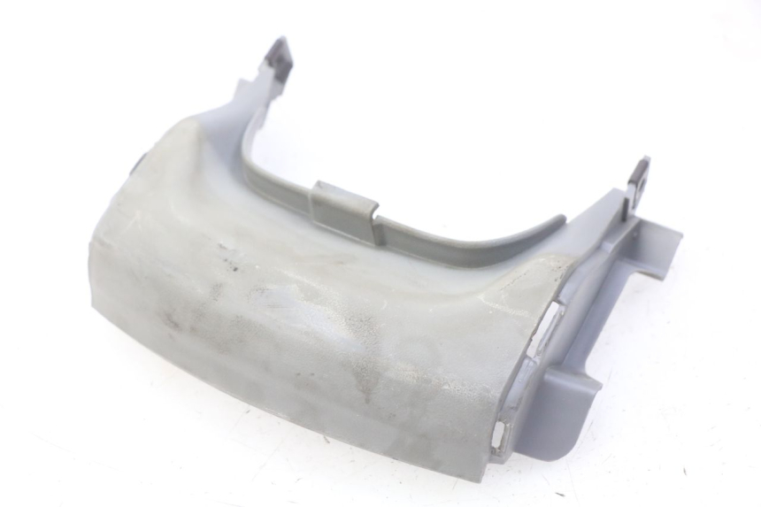 photo de JONCTION CARENAGE AVANT INF HONDA BALI EX 100 (1996 - 2000) - Vue principale