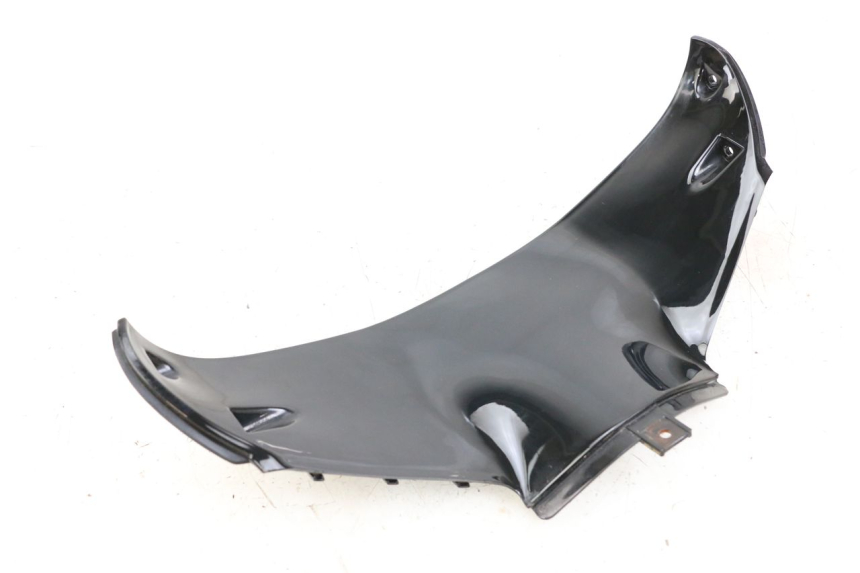 photo de JONCTION CARENAGE AVANT INF HYOSUNG GTR 125 (2006 - 2008) - Autre angle de vue