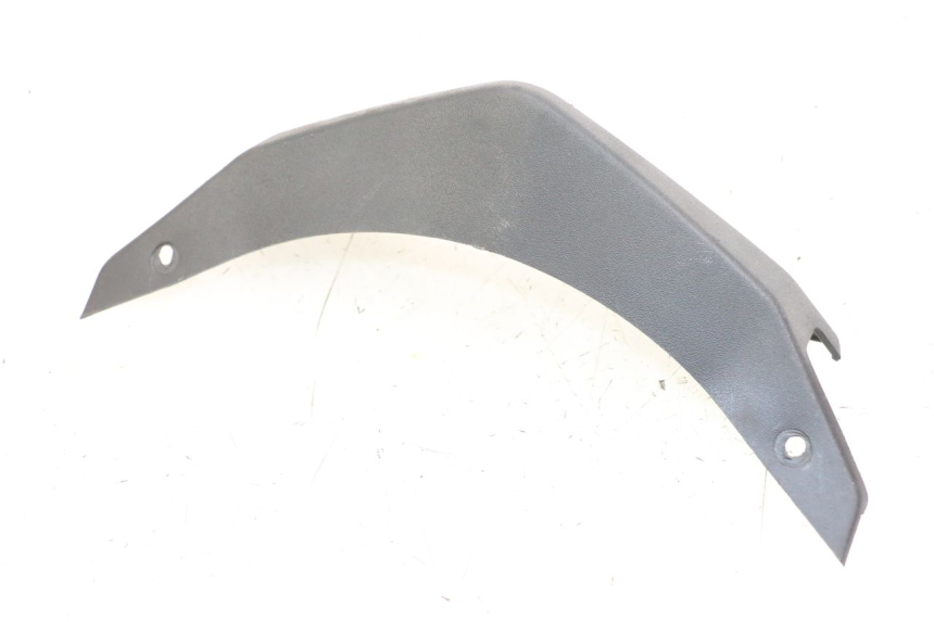 photo de JONCTION CARENAGE AVANT INF SYM JET 14 4T 50 (2018 - 2022) - Zoom état d’usage