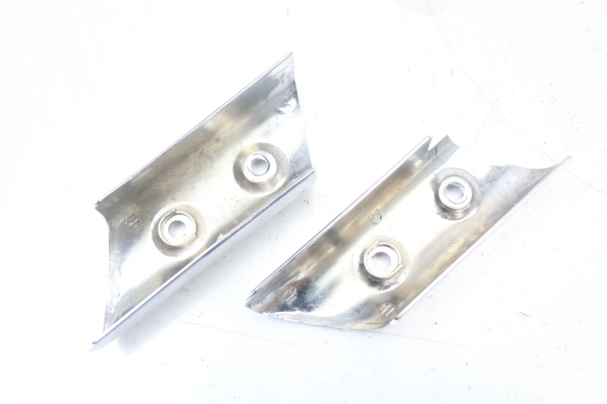 photo de JONCTION CARENAGE AVANT INF JM MOTORS VX 125 (2022 - 2025) - Zoom état d’usage