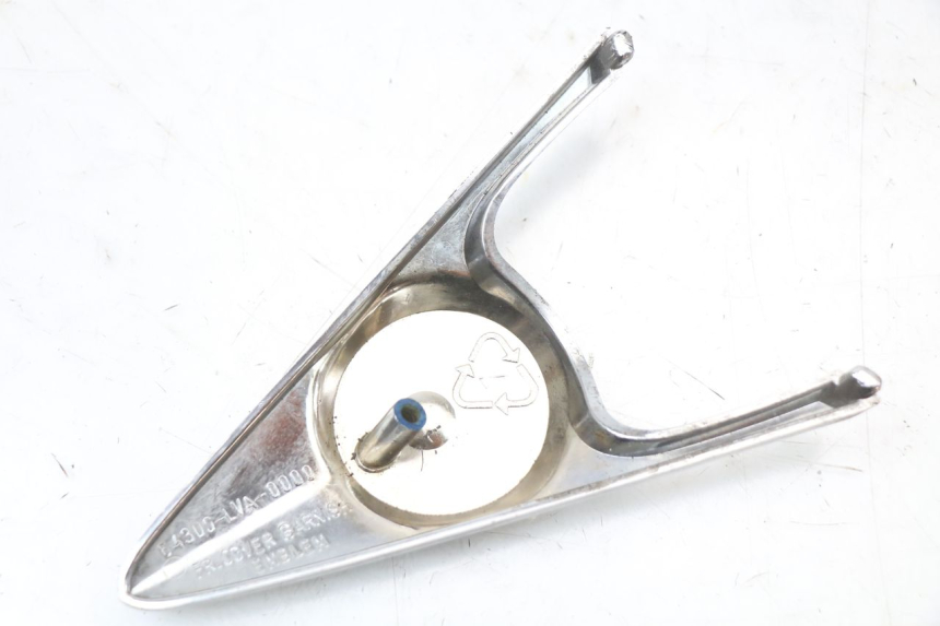 photo de Joint de carénage avant inférieur SYM JOYRIDE EVO 125 (2009 - 2016) - Zoom état d’usage