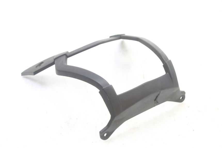 photo de JONCTION CARENAGE AVANT INF PEUGEOT KISBEE 4T 50 (2018 - 2022) - Autre angle de vue