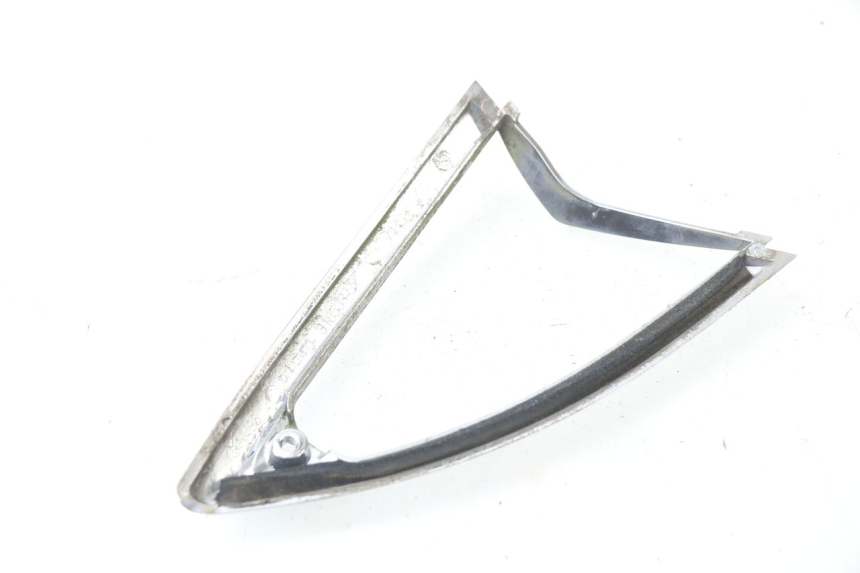 photo de JONCTION CARENAGE AVANT INF PIAGGIO LIBERTY 125 (2009 - 2013) - Détail de la pièce