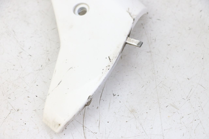 photo de JONCTION CARENAGE AVANT INF PIAGGIO LXV 4T 50 (2009 - 2013) - Vue d’ensemble