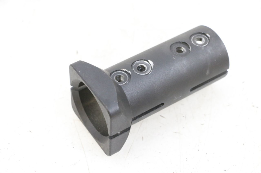 photo de JONCTION CARENAGE AVANT INF DUALTRON MINI SPECIAL 1 - Autre angle de vue