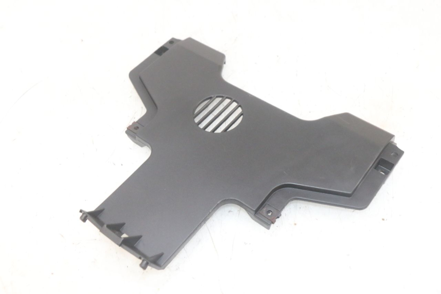 photo de JONCTION CARENAGE AVANT INF PIAGGIO MP3 HPE 300 (2019 - 2026) - Vue principale