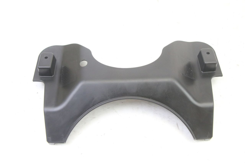 photo de JONCTION CARENAGE AVANT INF SYM ORBIT III 3 4T 50 (2021 - 2025) - Zoom état d’usage