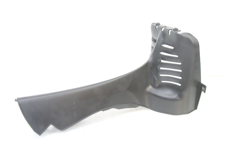 photo de JONCTION CARENAGE AVANT INF PIAGGIO MP3 500 (2014 - 2017) - Zoom état d’usage