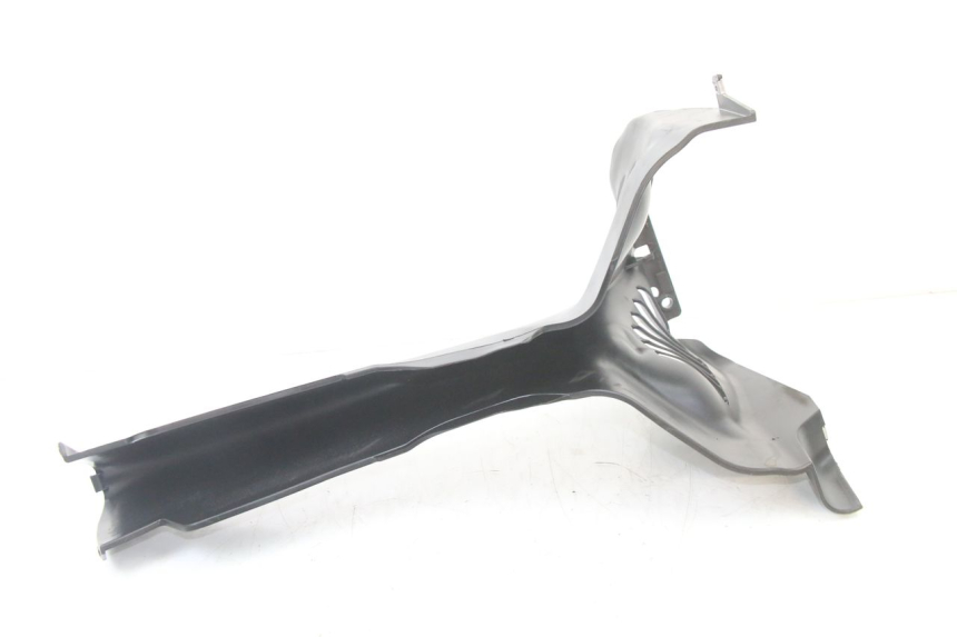 photo de JONCTION CARENAGE AVANT INF PIAGGIO MP3 500 (2014 - 2017) - Vue d’ensemble