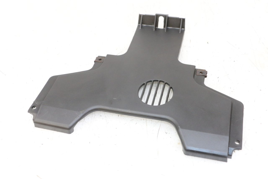 photo de JONCTION CARENAGE AVANT INF PIAGGIO MP3 LT 400 (2007 - 2012) - Zoom état d’usage