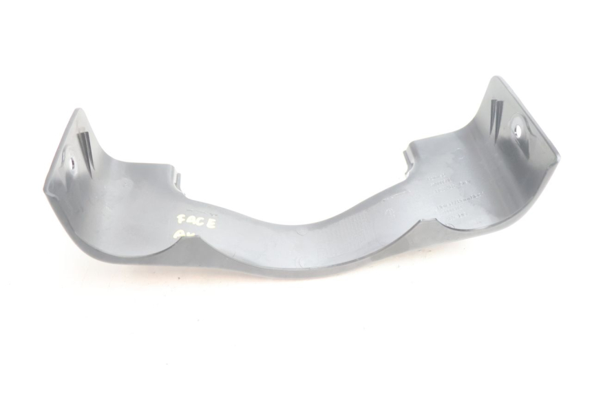 photo de JONCTION CARENAGE AVANT INF HARLEY DAVIDSON ROAD GLIDE FLTRXSE 1920 (2018 - 2022) - Zoom état d’usage
