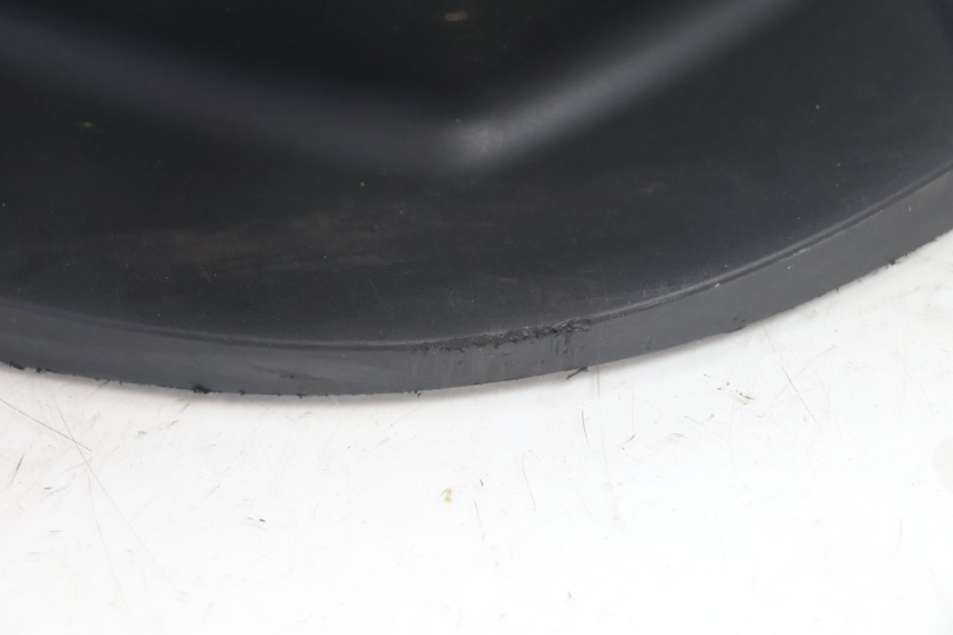 photo de JONCTION CARENAGE AVANT INF CAN-AM SPYDER RS 1000 (2008 - 2012) - Autre angle de vue