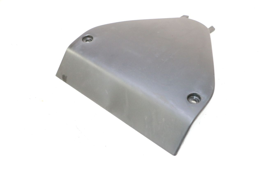 photo de JONCTION CARENAGE AVANT INF HONDA ST PAN EUROPEAN 1100 (1990 - 2002) - Autre angle de vue