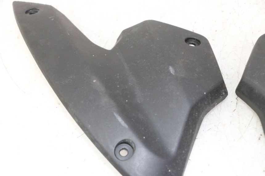 photo de JONCTION CARENAGE AVANT INF PEUGEOT STREETZONE I NAKED 2T 50 (2018 - 2020) - Zoom état d’usage