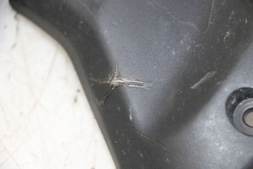 photo de JONCTION CARENAGE AVANT INF PEUGEOT STREETZONE I NAKED 2T 50 (2018 - 2020) - Autre angle de vue