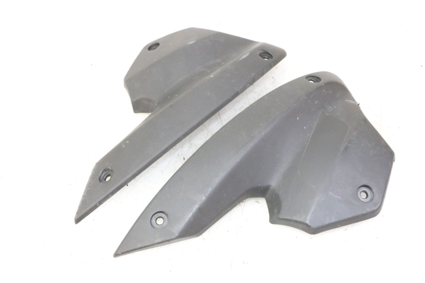 photo de JONCTION CARENAGE AVANT INF PEUGEOT STREETZONE I NAKED 2T 50 (2018 - 2020) - Points de fixation