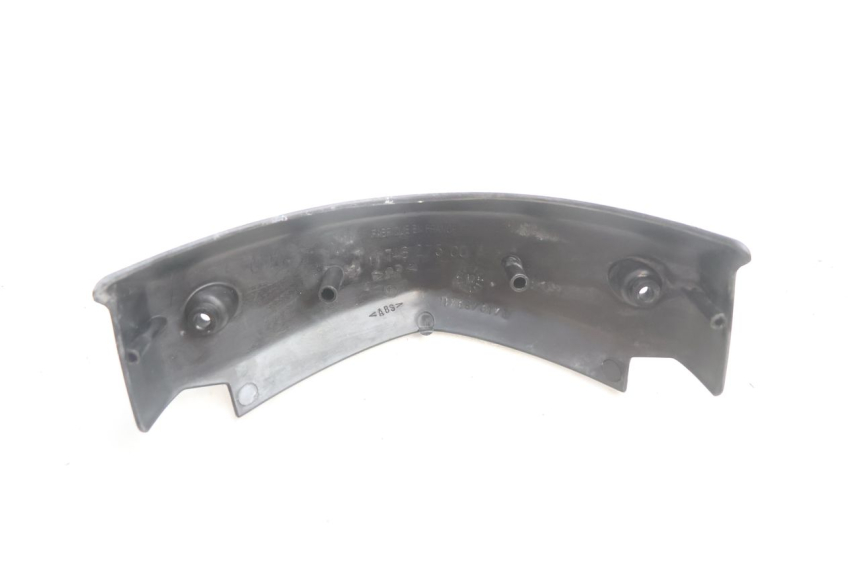 photo de JONCTION CARENAGE AVANT INF PEUGEOT TKR TREKKER FURIOUS 50 (2005 - 2014) - Gros plan technique
