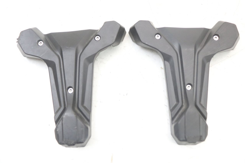 photo de JONCTION CARENAGE AVANT INF DUALTRON TOGO PLUS 1 - Détail de la pièce