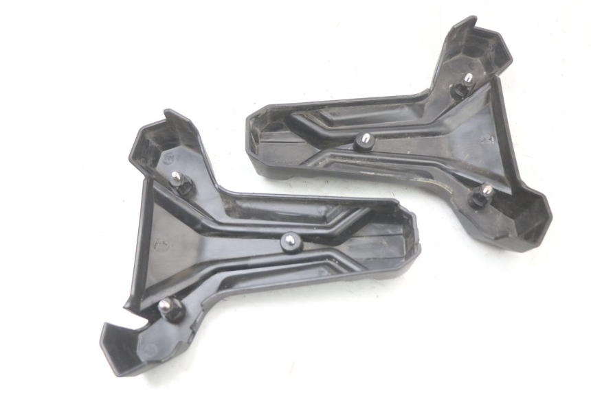 photo de JONCTION CARENAGE AVANT INF DUALTRON TOGO PLUS 1 - État de surface