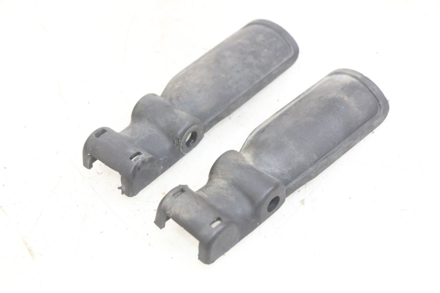 photo de JONCTION CARENAGE AVANT INF PEUGEOT TREKKER 50 (1998 - 2004) - Zoom état d’usage