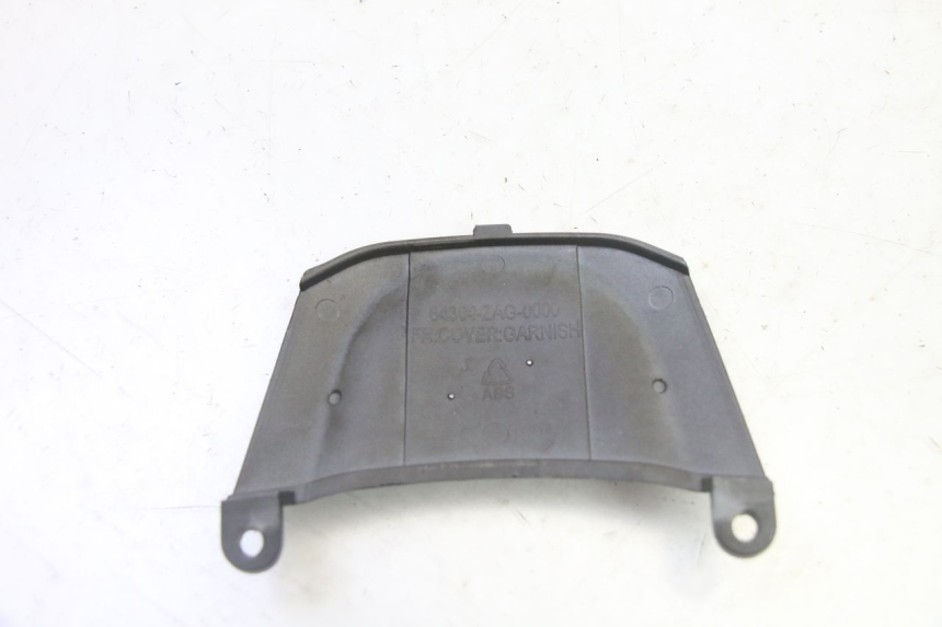 photo de JONCTION CARENAGE AVANT INF PEUGEOT TWEET 4T 50 (2018 - 2022) - Gros plan technique