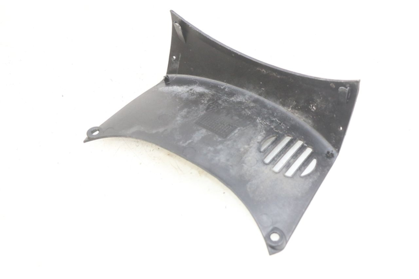 photo de JONCTION CARENAGE AVANT INF PIAGGIO XEVO - X EVO 125 (2007 - 2017) - Détail de la pièce