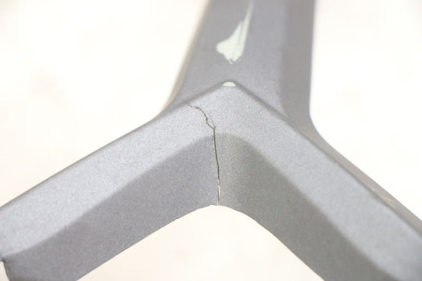 photo de JONCTION CARENAGE AVANT SYM JET 14 4T 50 (2018 - 2022) - Zoom état d’usage