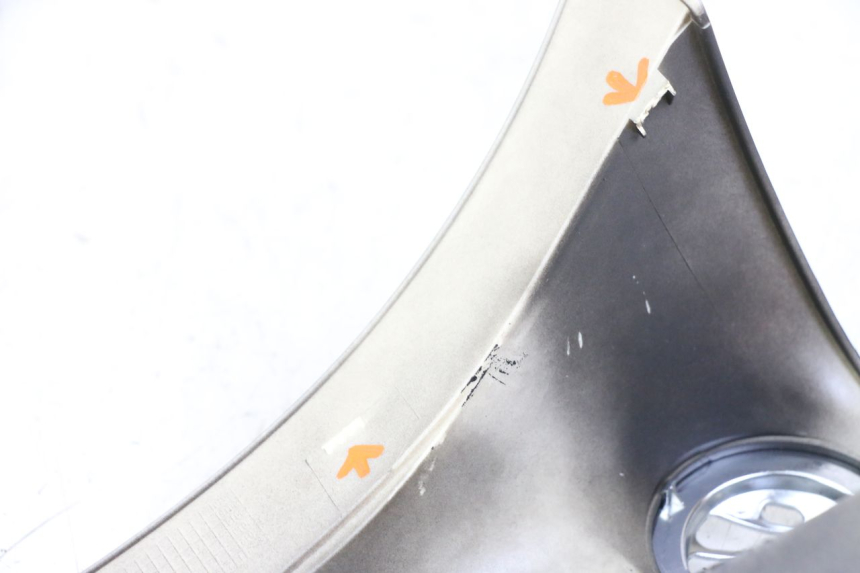 photo de JONCTION CARENAGE AVANT JM MOTORS VX 125 (2022 - 2025) - Zoom état d’usage