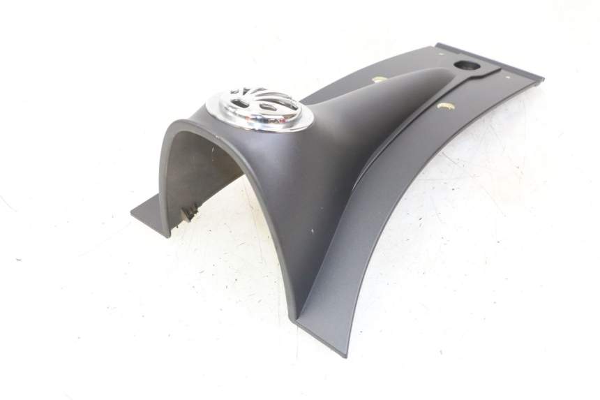 photo de JONCTION CARENAGE AVANT JM MOTORS VX 125 (2022 - 2025) - Gros plan technique