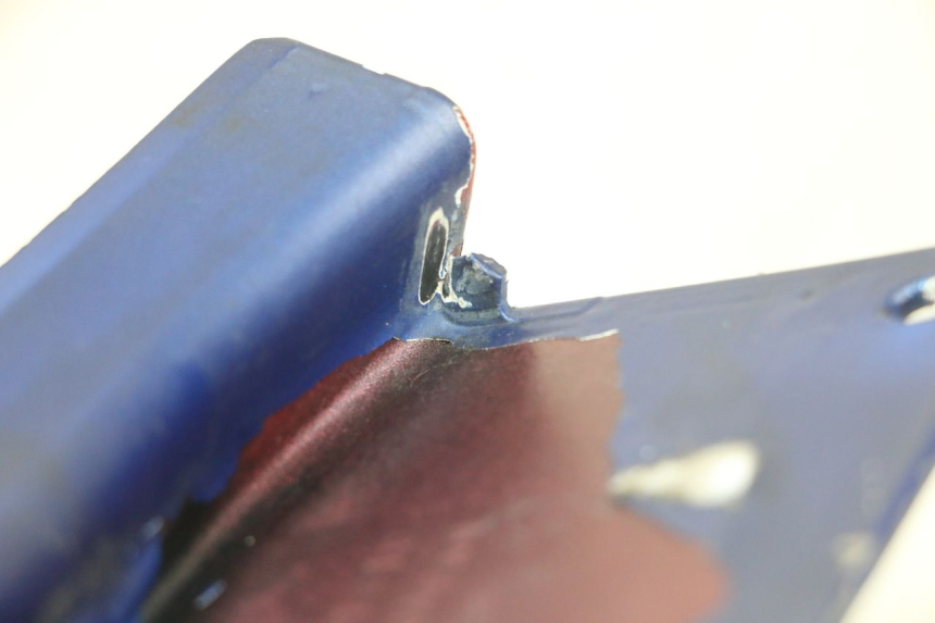 photo de JONCTION CARENAGE AVANT KAWASAKI ZR7 ZR-7 S 750 (1999 - 2004) - Zoom état d’usage