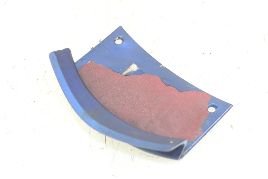 photo de JONCTION CARENAGE AVANT KAWASAKI ZR7 ZR-7 S 750 (1999 - 2004) - Gros plan technique