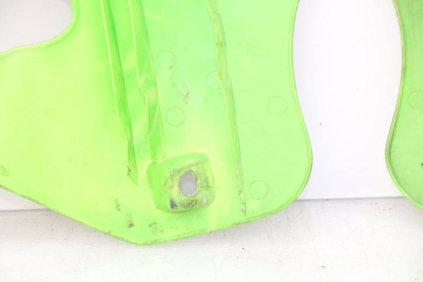 photo de JONCTION CARENAGE AVANT KAWASAKI KX 250 (1994 - 1998) - Vue d’ensemble