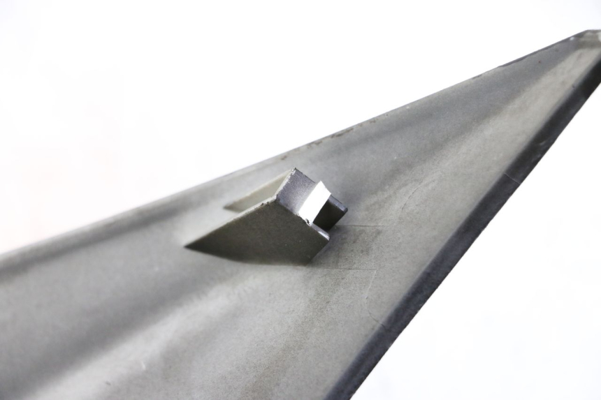 photo de JONCTION CARENAGE AVANT KYMCO DINK STREET 125 (2009 - 2014) - Zoom état d’usage