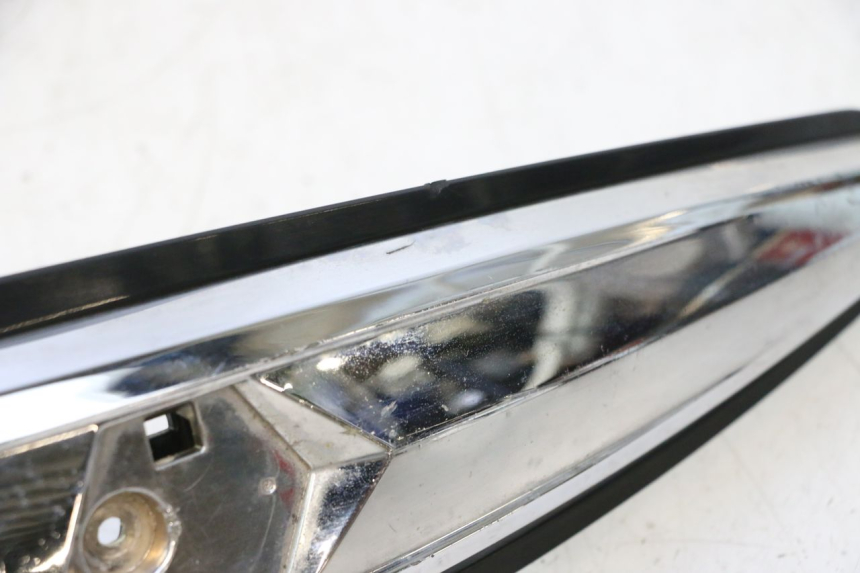 photo de JONCTION CARENAGE AVANT PIAGGIO LIBERTY IGET 4T 50 (2015 - 2020) - Vue d’ensemble