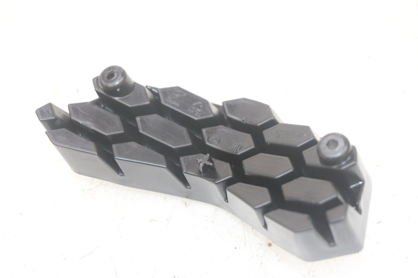 photo de JONCTION CARENAGE AVANT PIAGGIO MP3 HPE 300 (2019 - 2026) - Détail de la pièce