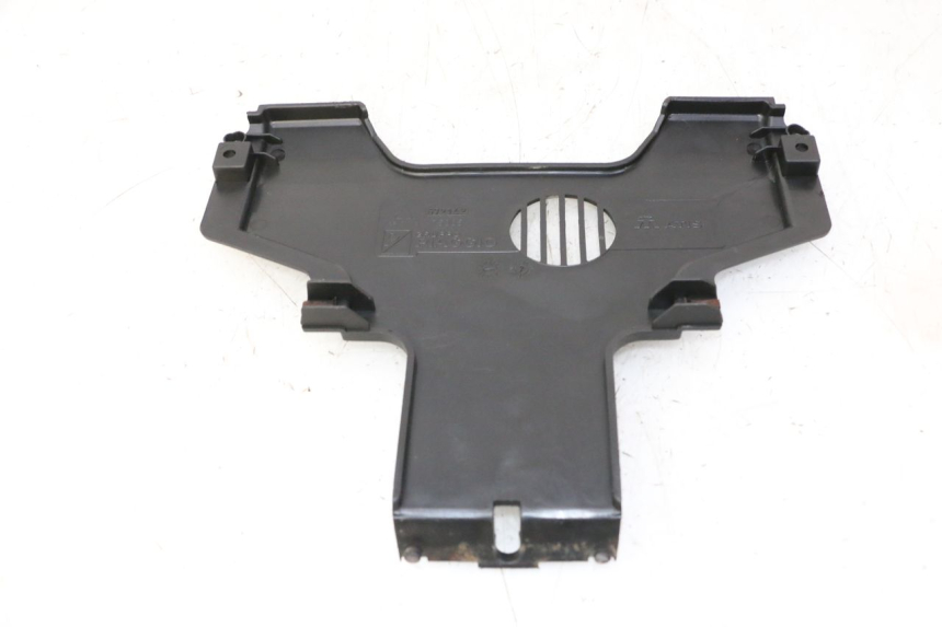 photo de JONCTION CARENAGE AVANT PIAGGIO MP3 LT 300 (2010 - 2016) - Zoom état d’usage