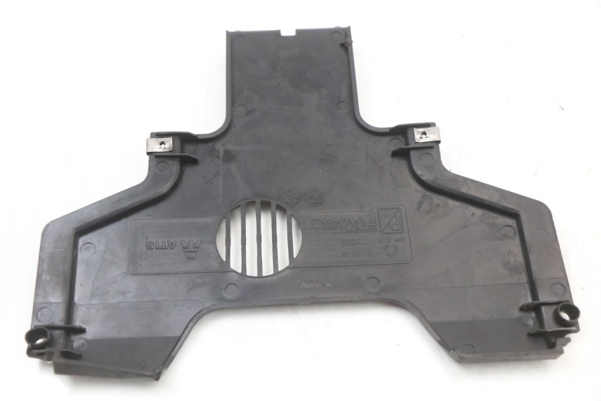 photo de JONCTION CARENAGE AVANT PIAGGIO MP3 125 (2006 - 2014) - Autre angle de vue