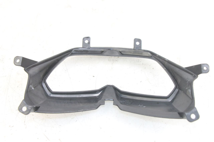 photo de JONCTION CARENAGE AVANT PIAGGIO NEW TYPHOON 50 (2018 - 2021) - Détail de la pièce